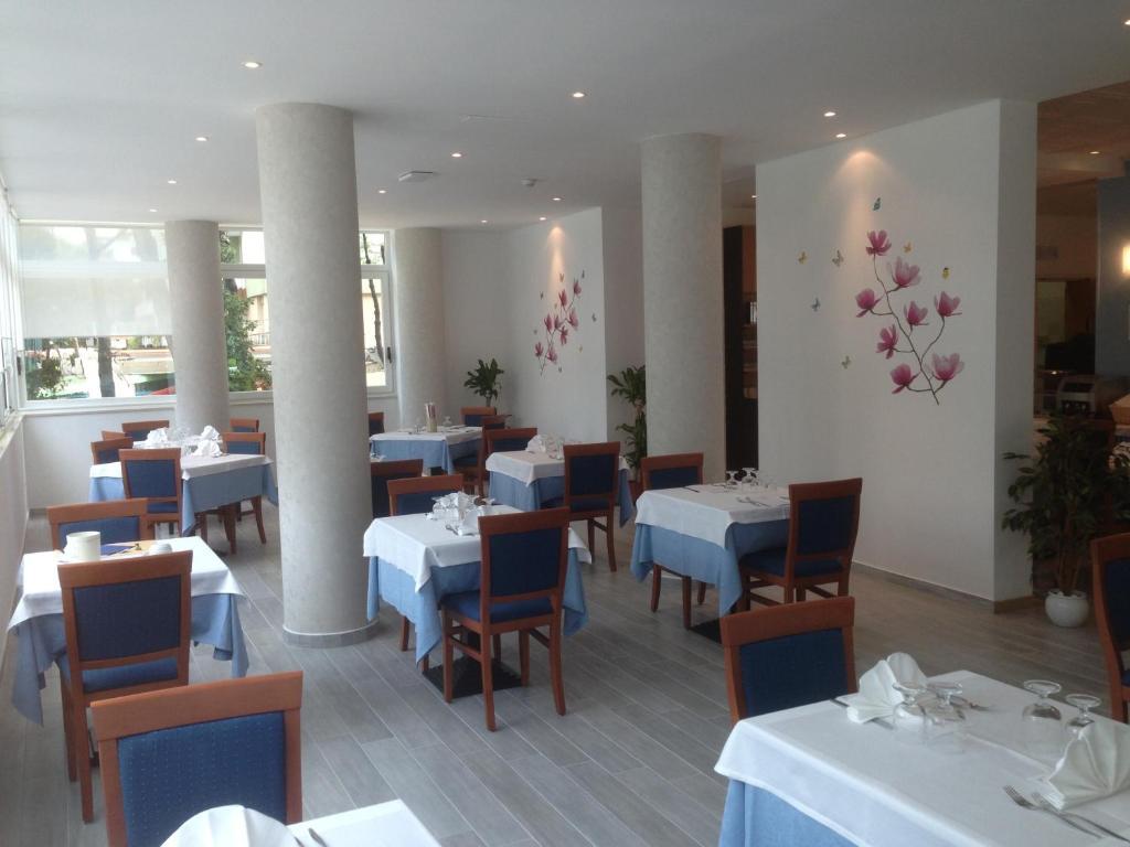 Hotel San Francisco Lignano Sabbiadoro Exterior photo